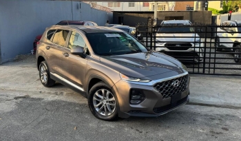 Hyundai santa fe se 2020