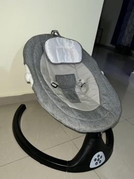 Silla unisex para bebé  en duarte