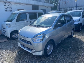 Daihatsu mira es año 2018