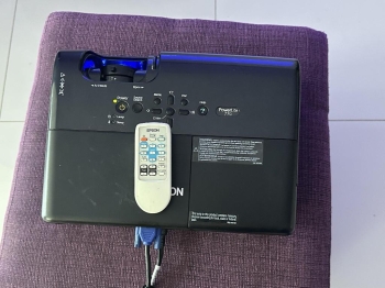 Proyector epson powerlite 77c en jarabacoa