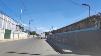 Alquilo solar 2500 metro cuadrado ideal para negocio compañía y empres