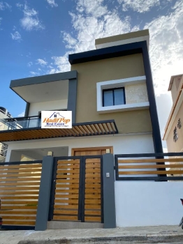 Casa de dos niveles en venta