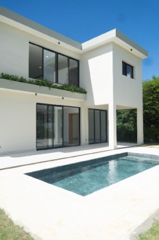 Vendo hermosa villa en playa nueva romana
