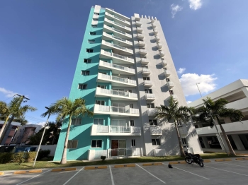 Apartamentos de tres habitaciones en la avenida jacobo majluta
