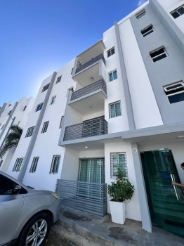???? renta de apartamento – segundo nivel en llanos de gurabo