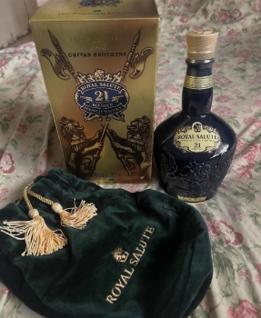 Whisky chivas brothers royal salute 21 años