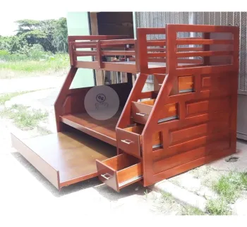 Camarote en madera de tres plataformas con cajones