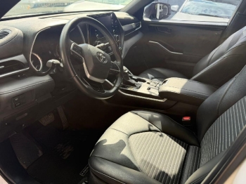 Toyota hilander 2022