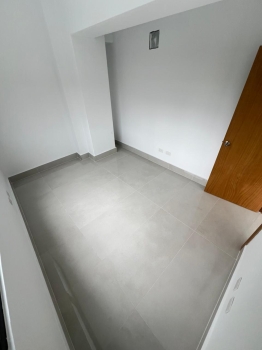Apartamento en venta de 2 habitaciones en la esperilla
