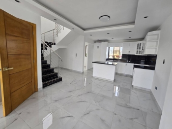 Penthouse de 234mt2 con terraza privada en la jacobo majluta remodelad