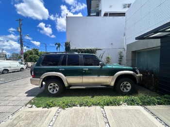 Nissan patrol 2002 diesel 4x4 leather – rd500000