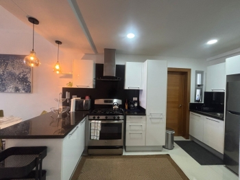 Apartamento en alquiler full amueblado ????evaristo morales  torre fam