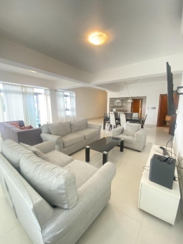 Renta de apartamento amueblado en bella vista santo domingo.