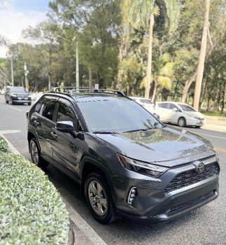 Toyota rav4 xle 2023