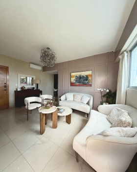 Apartamento de 3 habitaciones en el ensanche naco