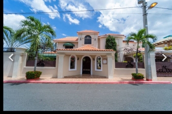 Casa mansión en prado oriental – santo domingo este