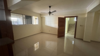 Apartamento de 90 m en primer nivel en mirador norte  seguridad planta