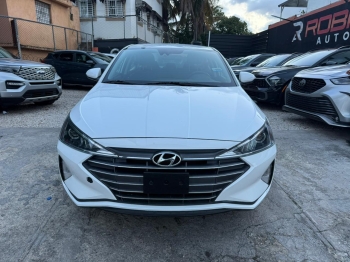 Hyundai elantra sel 2020