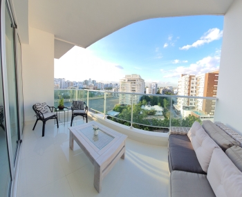 En alquiler apartamento amueblado en la esperilla.