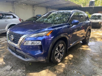 Nissan rogué sv fuul 2021