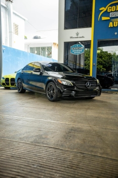 Mercedes benz c300 amg 4matic 2020 clean carfax