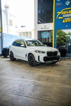 Bmw x5 sdrive40i m package 2024 recien importada clean carfax