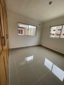 Apartamento de 3 habitaciones en venta en san isidro.