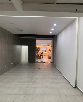 ???? local comercial en renta – plaza internacional la esmeralda ???