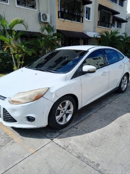 Vendo ford focus 2013 una ganga aire que pica