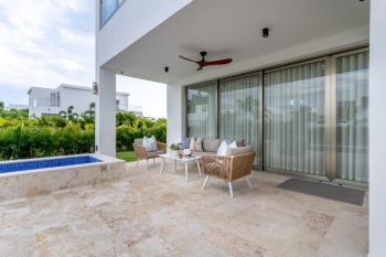 Vendo hermosa villa en playa nueva romana