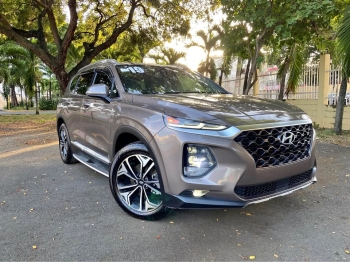 Hyundai santa fe limited 2019  clean carfax techo panoramico interior