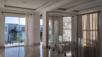 Vendo 2 villas en playa nueva romana.