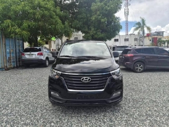 Hyundai starex 2020 en peravia