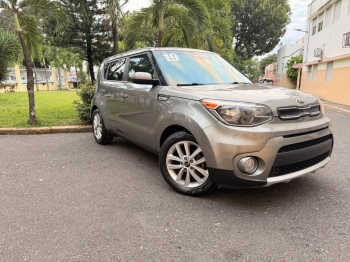 Kia soul s 2019  clean carfax  excelente condiciones impecable