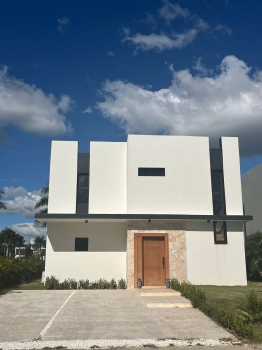 Vendo hermosa villa en playa nueva romana