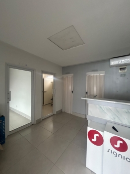 Local comercial en alquiler  los prados dn