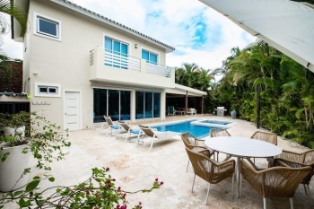 Villa en venta en juan dolio.