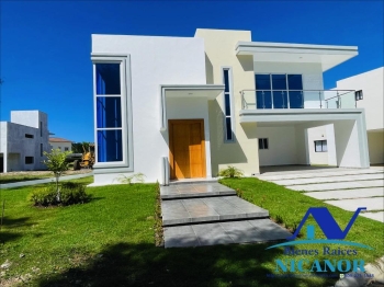 Casa en residencial privadoen venta en puerto plata