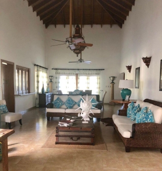 Villa en venta en juan dolio.