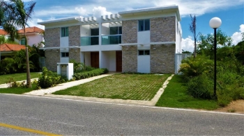 Vendo villa en playa nueva romana