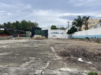 Terreno comercial 1314 m. charles de g.