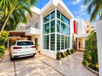 Casa en venta  proximo al city center autopista de san isidro