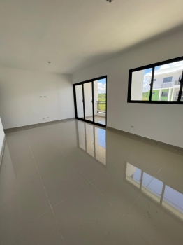Apartamento en venta en la av. hipica.