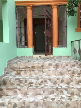 A estrenar penthouse en urb. tropical