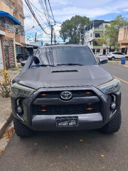 Jeep toyota 4runner sr5 premium excelente condiciones. 2017