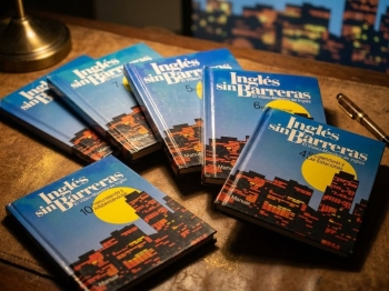 Libros / manuales del curso inglés sin barreras tapa dura