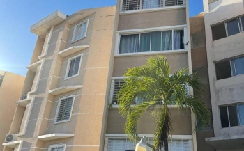 Apartamento en venta colinas del arroyo 1er nivel