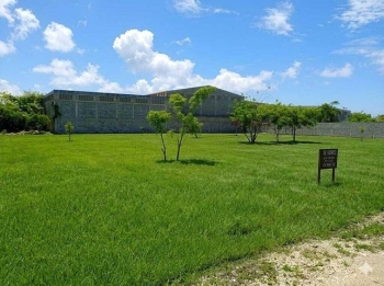 Terreno en venta en autopista las américas. cerca del club de aduanas.