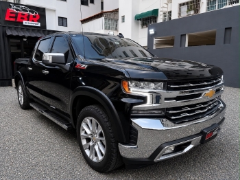 Chevrolet silverado lt z71 duramax diesel 2021