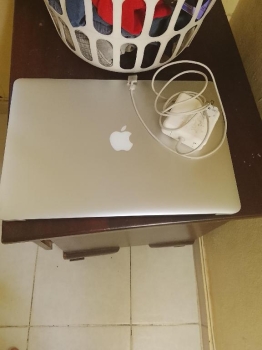 Vendo laptop apoll en santo domingo oeste